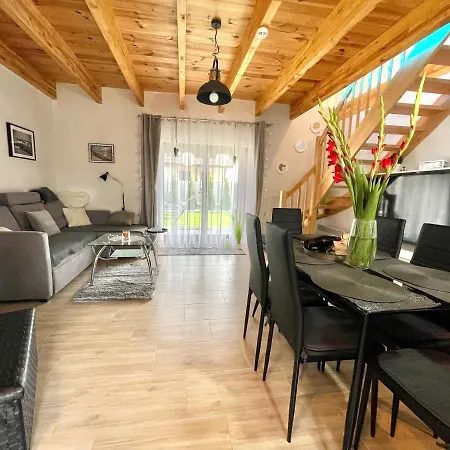 Dom Dolores 別荘 ポゴジェリツァ