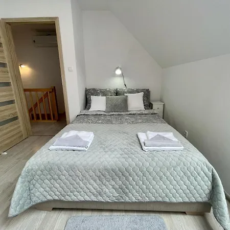 Dom Dolores ポゴジェリツァ