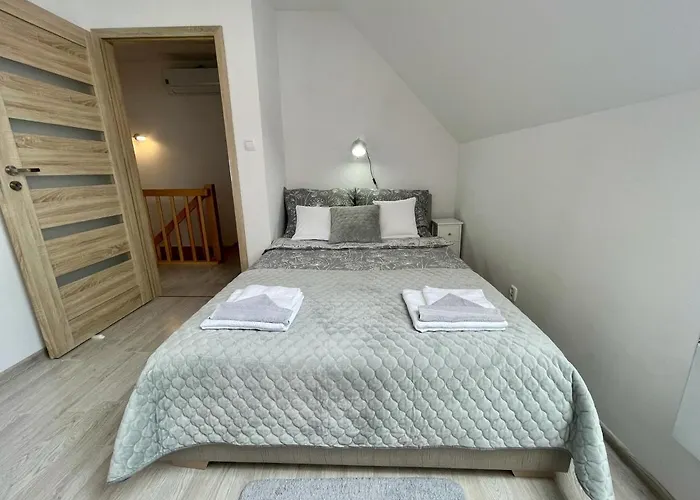 Dom Dolores Pogorzelica (Gmina Rewal)